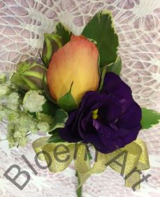 Corsage of Rose and assorted - CODE 7132